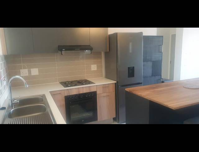 2 BEDROOM PROPERTY TO RENT IN GREENBAY ECO ESTATE